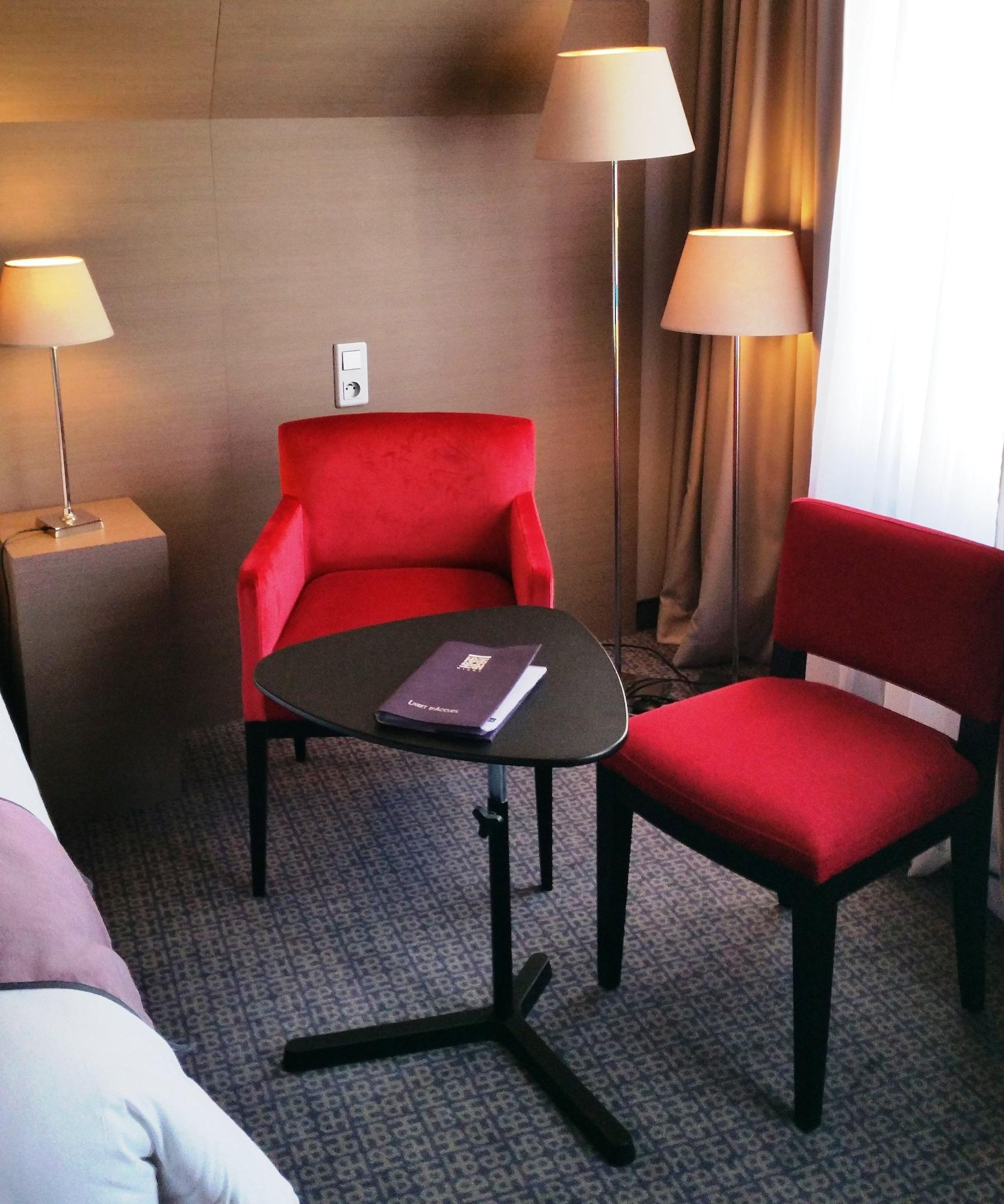 Best Western Hotel De La Breche Niort Kültér fotó