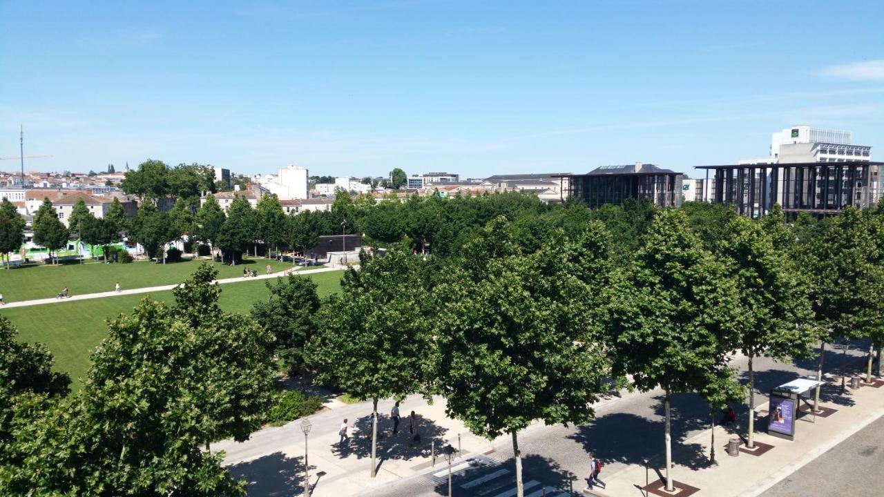 Best Western Hotel De La Breche Niort Kültér fotó